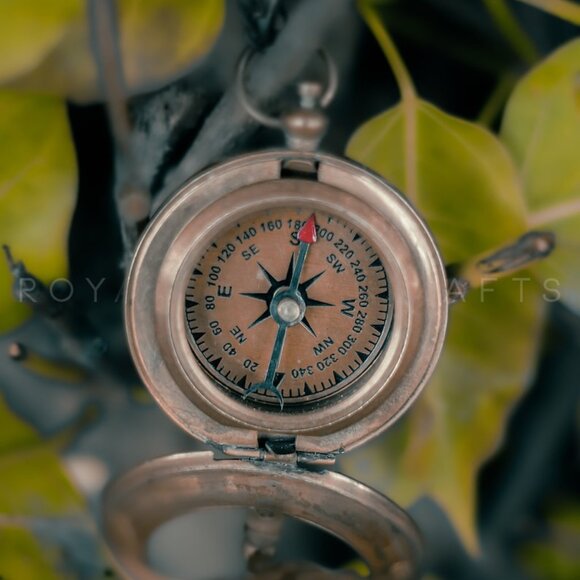 Handmade Brass Push Button Sundial Compass in Exquisite Wood Box A Timeless Gift - Picture 4 of 8